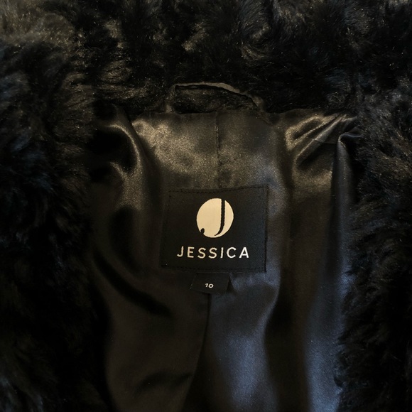 Jessica Grey Trench Coat with Faux Fur - Picture 2 of 8